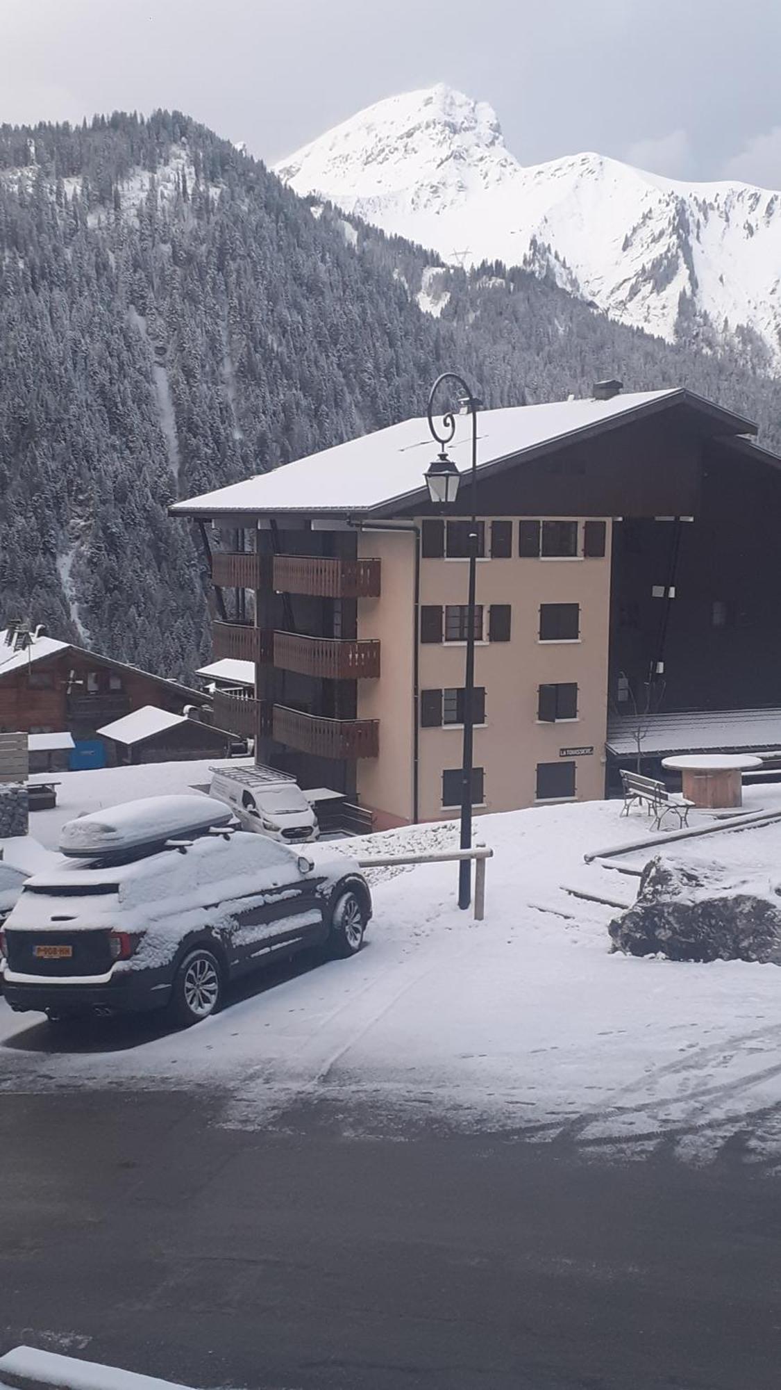 Studio Cabine Chatel Exterior photo